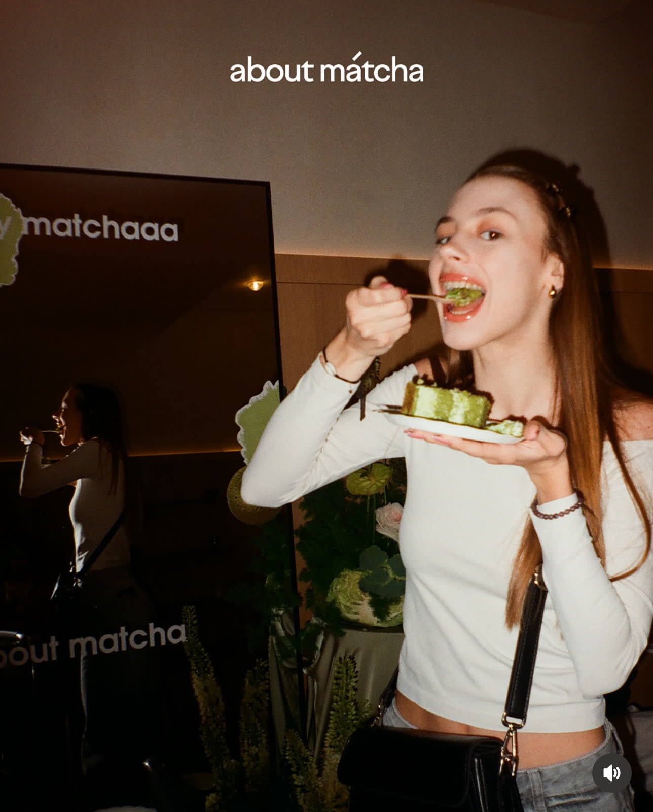 Guest tasting matcha cake at the bar